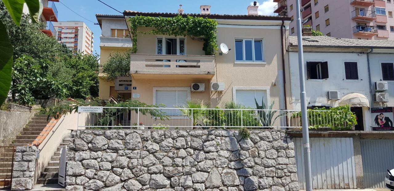 Apartment Casa Depoli Fiume Esterno foto